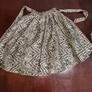 Gold and black sparkly skirt